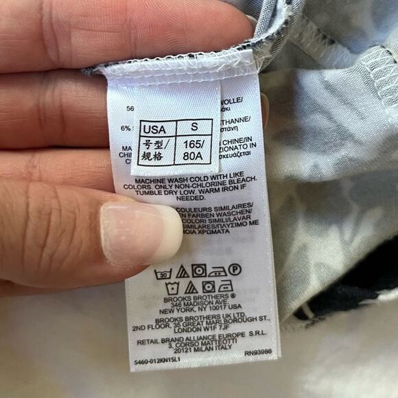 Brooks Brothers 346 Navy and White Floral Wrap Dress, Size Small - Picture 7 of 10